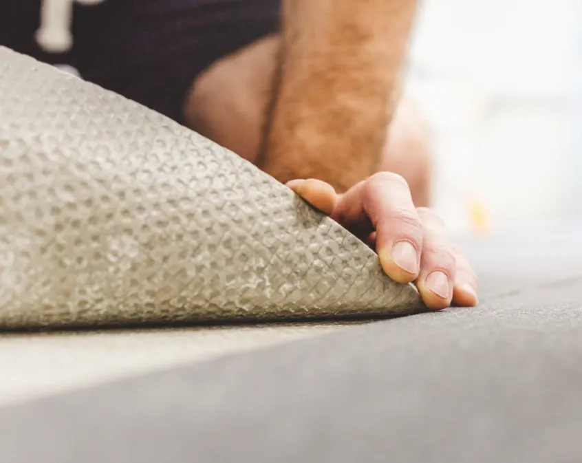 imgi_8_Carpet-Installation-2